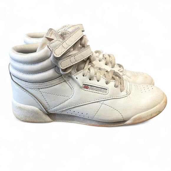 Vintage Womens Reebok Classic Trainers SZ 4.5 - Picture 1 of 4